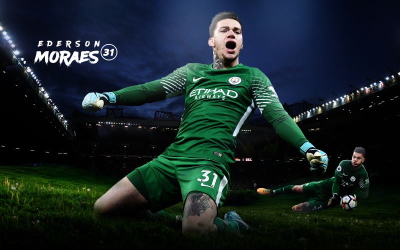 Thủ môn Manchester City chăm chỉ luyện tập